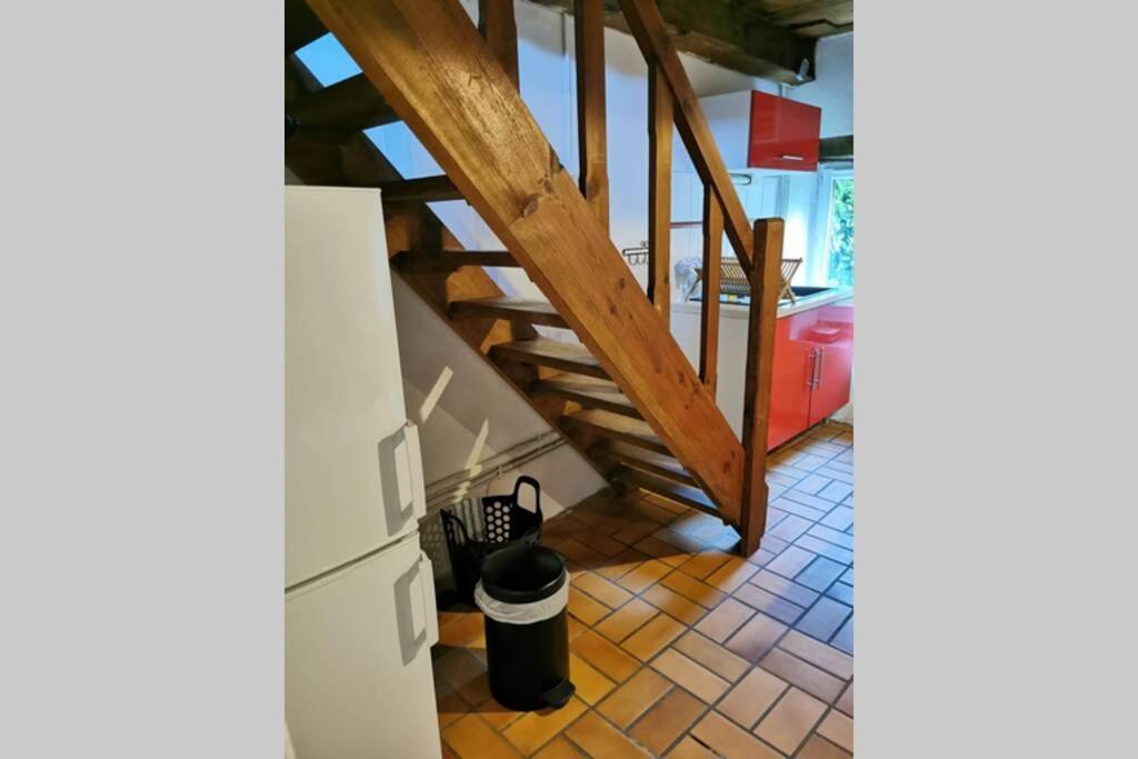 Petite maison dans les Monts d'Arrée TY COZ Commana Esterno foto
